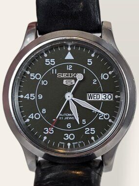 Seiko 5 2006 Mens SNK809 21 Jewel Self Winding Watch